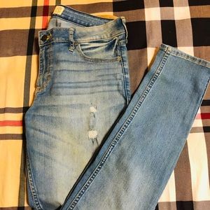 Women’s jeans